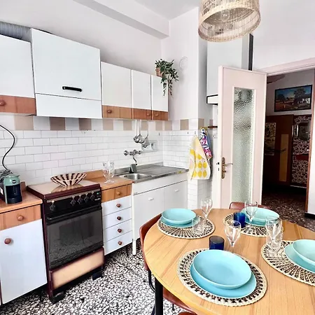 Elle's House Apartment