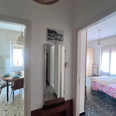 Elle's House Noli